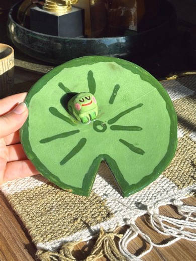 Frog on Lily Plate - Handmade Whimsical Pottery Dish