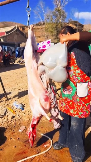 Unbelievable Speed 🐑🔪 Traditional Sheep Knife Skills | #Shorts