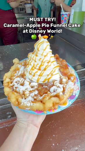 295K views · 1.7K reactions | MUST TRY at Disney!不 Caramel-Apple...