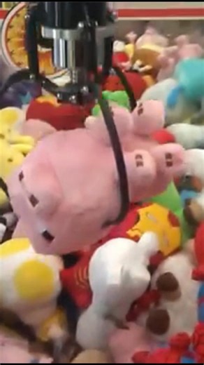 Amazing Minecraft Claw Machine Plush Wins at the Gaming Arcade! #minecraft #blocks #building