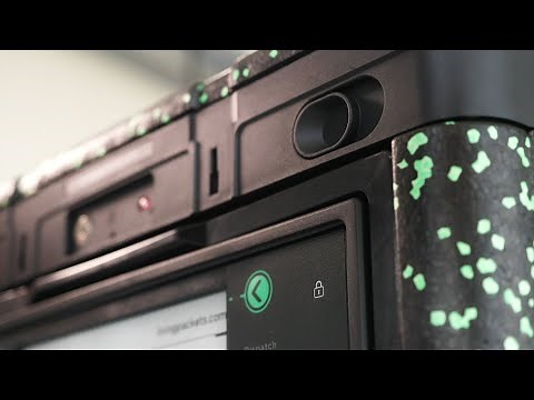 Meet Living Packets and their reusable packaging 'Box' that will make a splash