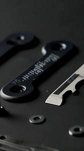 #KeyBar #titanium #tools #stopthenoise #toolorganizer #usbased #hustlerssquare #creatorscorner #knifemakers #edc #carrygear #lifestyle #everydaycarry | KeyBar