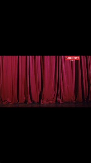 🎶 Μανώλης Μητσιάς & Καρυοφιλλιά Καραμπέτη | 11 Μαρτίου στο RadioCity Theatre! Ο Μανώλης Μητσιάς συναντά επί σκηνής την Καρυοφυλλιά Καραμπέτη σε μια ξεχωριστή μουσική και ποιητική εμπειρία στο RadioCity Theatre, στη Θεσσαλονίκη. Η Καρυοφυλλιά Καραμπέτη απαγγέλλει στίχους των σπουδαιότερων Ελλήνων ποιητών και τραγουδά για πρώτη φορά επί σκηνής, ενώ ο Μανώλης Μητσιάς ερμηνεύει τραγούδια που άφησαν ανεξίτηλο αποτύπωμα στην ιστορία του ελληνικού τραγουδιού. 📜 Στίχοι των Νίκου Γκάτσου, Οδυσσέα Ελύτη
