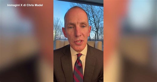 Il candidato repubblicano in Minnesota si ritira: «L'Ice è un disastro, la gente vive nella paura»