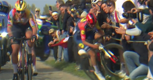 Brand crashes after fan collision in nasty Paris-Roubaix fall
