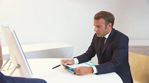 Conférence internationale de soutien et d'appui à Beyrouth et au peuple libanais à l'initiative de la France et des Nations Unies. Écoutez la déclaration du Président Emmanuel Macron : | Élysée – Présidence de la République française