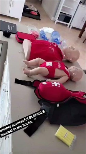 In Bloc CPR, I teach AHA BLS, ACLS, and PALS and will help you learn save a life through CPR.