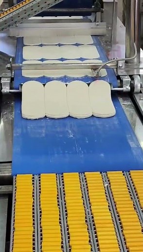 How to Use a Pasta Machine to Make Chinese Noodles