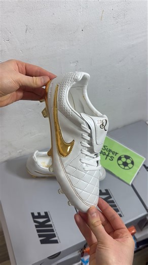 ⭐️⚽️ЛЕГЕНДА у нас в магазине!✅⚽️ #бутсы #футбол #футболист #nike #роналдиньо #неймар #бразилия