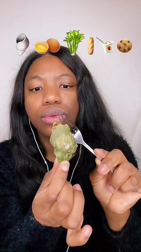 Vidéos de Deborah yowa (@deborahyowa) avec son original - Deborah yowa