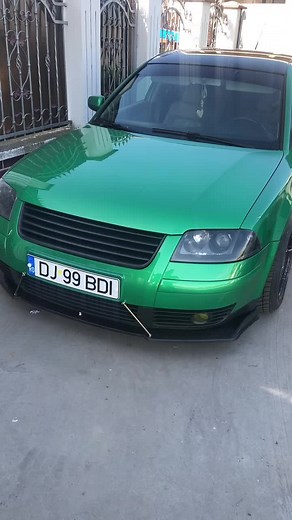 Videoclipuri postate de Dănuț Iulian (@danutbdi17) cu Cine E Cu Noi - B.U.G. Mafia