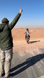 A checkpoint, what it is ⁉️ A checkpoint is a control point along the stage where participants must pass through, and their passage is recorded. ✅ 👉 It ensures competitors follow the designated route and do not take shortcuts. 👉 It helps organizers track the progress of participants and make equipment changes if there are technical failures. 👉 It ensures the safety of participants who can be checked by the medical team. #Dakar2025 #DakarInSaudi | Dakar Rally