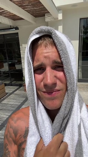 he doesn’t joke around when it comes to the eyes #honest #hotones