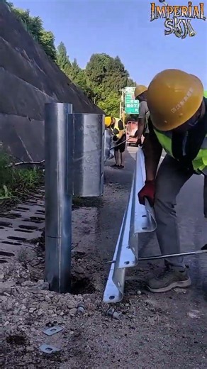 How Road Crews Manually Align and Install Heavy Steel Highway Guardrails!