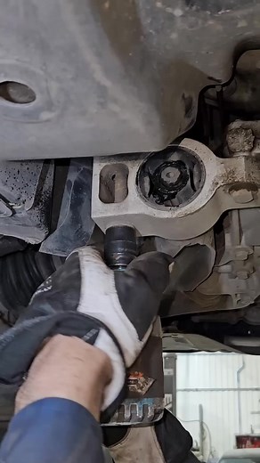 68K views · 215 reactions | This one make your car engine stability and no shaking while idling. #automative #STEM #mechanic | Mechanic QB | Facebook