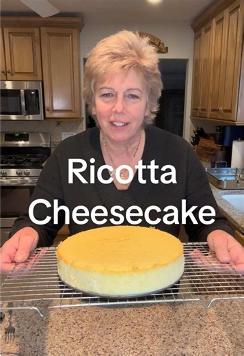 Delicious Italian Ricotta Cheesecake Recipe