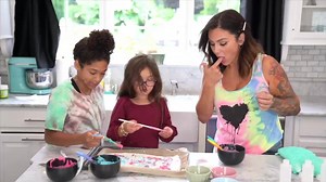 Facebook is partnering with WHO to raise awareness around mental health. Share your video of what you do to move for mental health. Let’s do what we can together to reduce the stigma #MoveForMentalHealth #MoveforMentalHealthChallenge | JWOWW