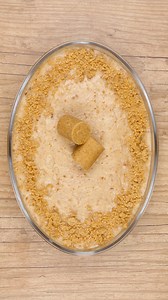 808K views · 15K reactions | Aprenda a preparar um pavê de paçoca irresistível, cremoso e cheio de sabor! 樂 Perfeito para sobremesas, festas ou aquele café da tarde especial. #PavêDePaçoca #SobremesaDeliciosa #ReceitaFácil | Cook'n Enjoy | Facebook