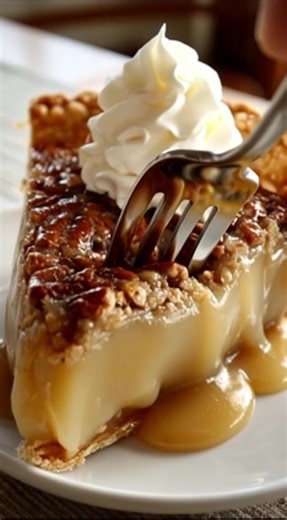 🍮 Dolly Parton’s Butterscotch Pie — Rich, Creamy, and Southern Sweetness! 🎶✨ Step into the holiday spirit with Dolly Parton's classic Butterscotch Pie—an irresistibly creamy filling nestled in a crunchy pecan crust, topped with fluffy whipped cream and a drizzle of love. This Southern favorite is easy to make and perfect for sharing with family and friends. 🛒 Ingredients Crust: 1¾ cups chopped pecans 3 tbsp softened unsalted butter 3 tbsp light brown sugar ¼ tsp salt (optional) Filling: 1 cup