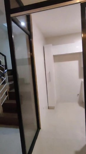 ⭐ Elevate Your Kitchen With Modular Cabinets ⭐ Transform Your Kitchen into a stylish and functional space with our customizable modular cabinets 🍽🌟 ✅ Tailored to your needs ✅ Premium Quality ✅ Efficient Storage ✅ Sleek Design ✅ Easy Installation Upgrade your kitchen with the perfect blend of style and functionality. Experience the difference with our modular cabinets today 🏡 #modularkitchen #customcabinets #kitchendesign #homerenovation #storagesolutions | Modified Konzepts