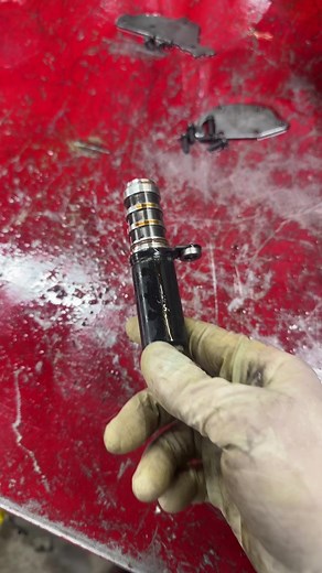 When we ask for diagnostics with transmission concerns, this is why. #2007 #pontiac #solstice #saturn #sky #5l40e #transmission #transmissionbuildersoftiktok #mechanicsoftiktok