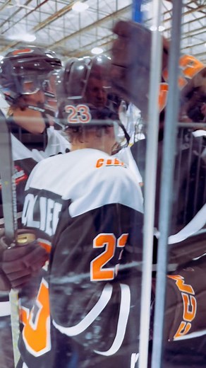 5.7K views · 16 reactions | Cole Fisher rips one to put the Medicine Hat Cubs up 4-3 after 40 | Hat Hockey Hub | Facebook