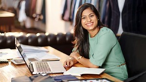 कम लागत में कमाना चाहती हैं अच्छा पैसे, शुरू करें ये स्मॉल बिजनेस | low budget business ideas for women | Herzindagi