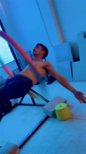 Unbelievable Waist Strength Challenge: Boyfriend's Hula Hoop Showdown