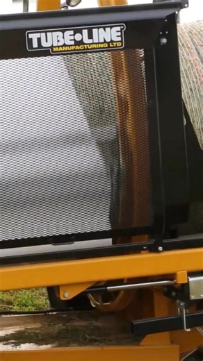 💥 Wrap it right, every time. Good feed starts with good wrap and your silage deserves the best. 🌾 The Tubeline TLR5000 Inline Bale Wrapper is built for serious efficiency, durability, and less waste out in the paddock. From small farms to high-volume setups, FarmTech’s range of bale wrappers has you covered. 👊 🚜 Tap the link or chat with our team to find the perfect wrapper for your operation: https://www.farmtech.com.au/bale-wrappers #farmtechmachinery #balewrapper #tubelineTLR5000 #silages