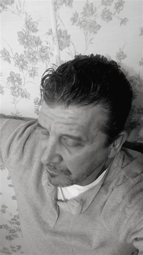 Patrick Kelly (@brother_pat)’s videos with Follow You Follow Me (2007 Remaster) - Genesis