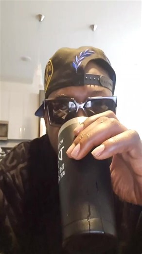 Oniel Thomas on Instagram: "Song reviews @staceymirander @harrytoddlerrulaboss74 🔥🔥🔥🔥🔥🔥"