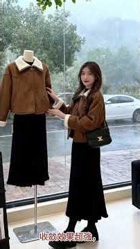 Middle-aged women should only choose these 3 types of fur coats in winter!