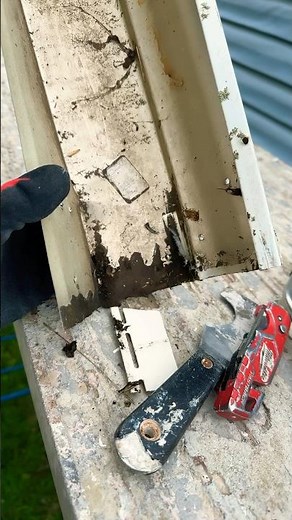Gutter Sealant Removal Hack #gutterrepair # guttercleaning