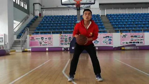 篮球教学——《如何正确的拍球》