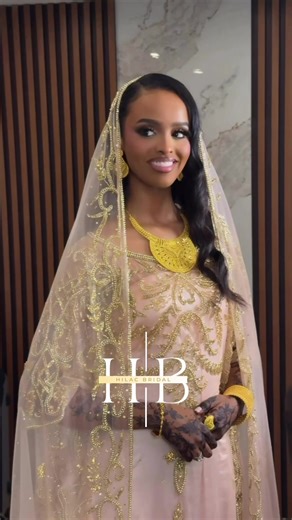 Allahumma barik 😍 our stunning bride in the Netherlands wearing our most recent FARAH collection makeup: @Mana Mumin #somalitiktok #bridaldirac #diracsomali #aroos #somaliwedding