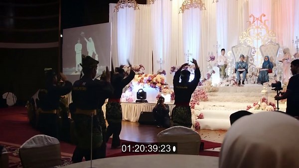 The Traditional Art of Silat ( English version)