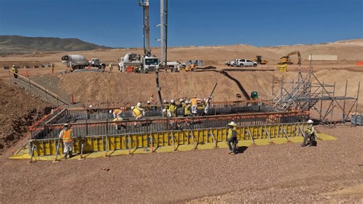 🏗️ We’re off and running at the Thacker Pass project in Nevada. Our #Bechtel team, including our North America's Building Trades Unions colleagues, recently placed the first permanent concrete for Lithium Americas' new lithium processing plant—part of the world’s largest known measured lithium resource. Did you know? 🔋 Lithium is essential for electric vehicle batteries, consumer electronics, and grid stability—and once operational, Thacker Pass is expected to produce 8x the current U.S. outpu