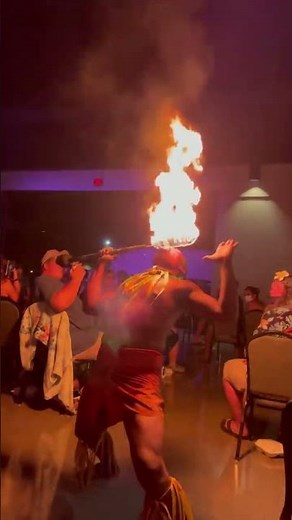 The Ahi Lele Fire Show on Kauai blew our minds! 🔥#hawaii #shorts