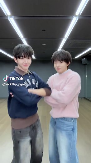 Mastering the Kick Flip: Techniques and Tips