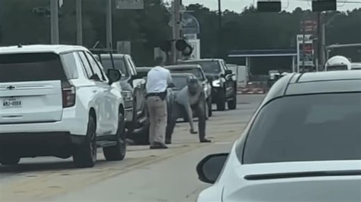VIDEO: Montgomery County sheriff stops road rage shooting on FM 1488 in Magnolia