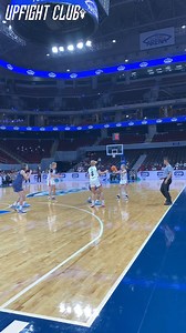 Louna drives, Louna scores! 🎥Jethro Villafuerte | This UP Fighting Maroons Club post is in partnership with Jiang Nan Hotpot! #UPFight | UP Fighting Maroons Club