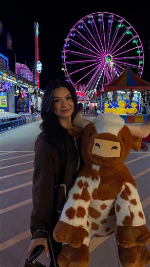 Evelyn Talamantes | REALTOR® on Instagram: "Always on call 🏡🤣📞 817-709-5897 Text me, let’s get you into your new home!!! ❤️ #texas #stockshow #explore #fyp #realtor"