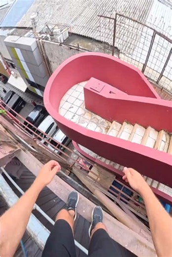 Are you ok?Ready go! (Professional movements please do not imitate)#fyp #parkour #fai #jumps