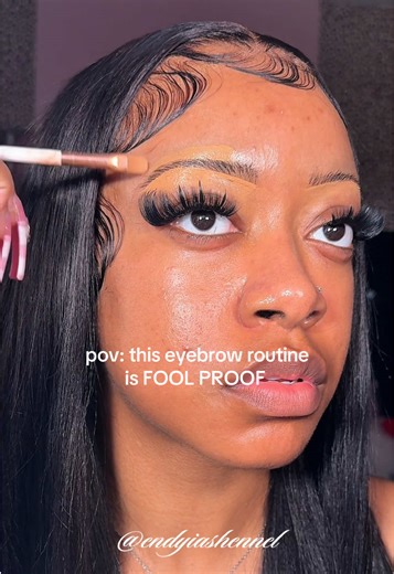 Easy Eyebrow Tutorial: Fill and Shape with Ease