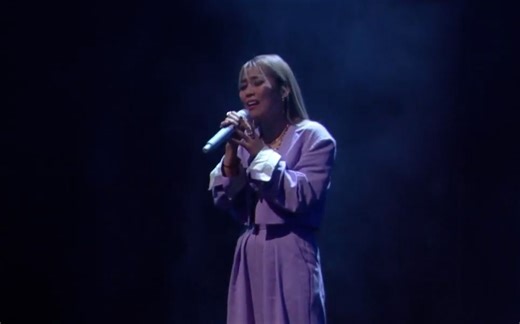 素香 -《One Million Rose（百万朵玫瑰）》高音女神做法现场 [不朽的名曲]英文歌词1080p