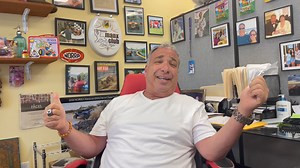 Learn Why the King of Poop Uses Sweep&Go Pooper Scooper App