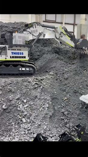 SHORT #3 CABIN FEVER 2026 | Mega Machines Liebherr 996 Excavator Volvo Truck Uzaktan Kumandalı RC