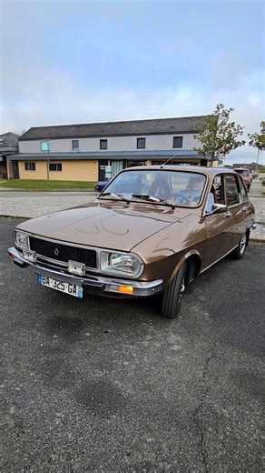 Road Club Events on Instagram: "Renault 12 TL de 1979, bientôt à vendre !!! #renault #r12 #car #auto #automobile"