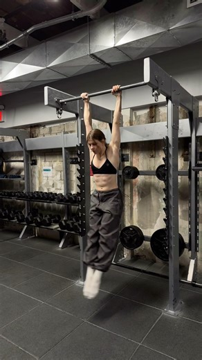 pull-up bar calisthenics challenge #calisthenics #motivation #bodyweightexercise #gymgirl