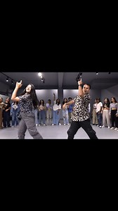 Most viewed dance with around 4 million views 😍 on Chaleya ✅ Watch this mesmerizing duo as they glide through every beat with grace and passion. Their energy, chemistry, and effortless moves bring this song to life! ❤️ Choreography:- @bhardwaj___saurabh Dancers:- @akib.ad.3 @priyaa.maheshwari ( Shahrukh Khan , Jawan movie , chaleya song , Arijit singh , dance , choreography , performance ) #DanceMagic #MesmerizingPerformance #DanceWithSoul #skoolofhiphop #chaleya #arijit #shahrukhkhan #dancecho